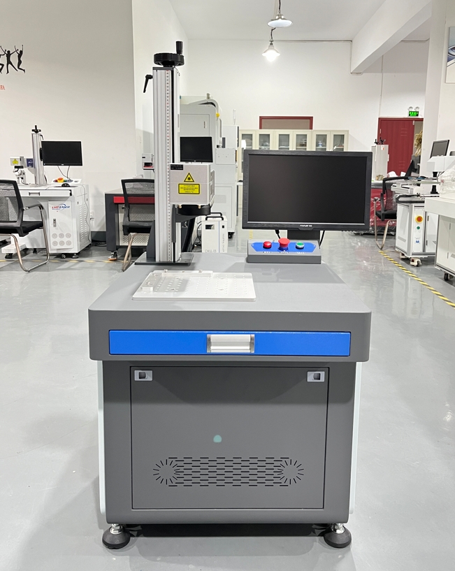 1715847466418133.jpg 光纖激光打標(biāo)機(jī).jpg